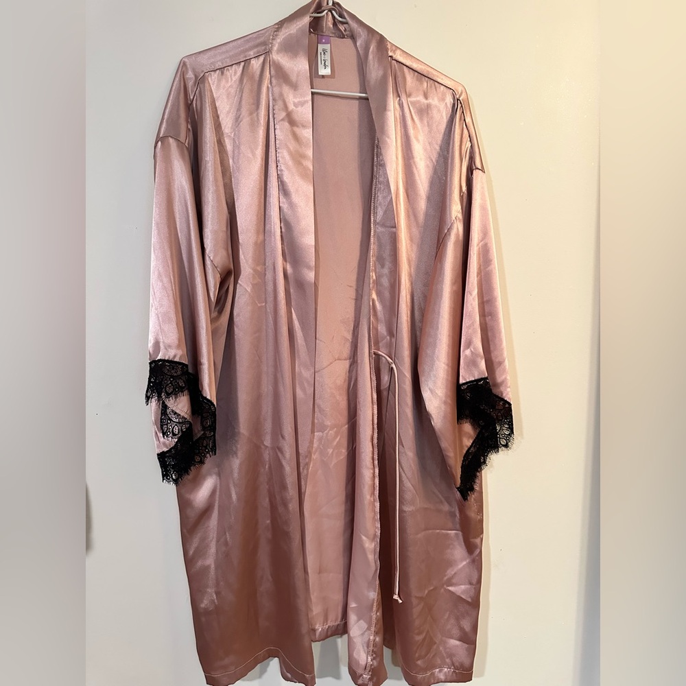 Luxurious Pink and Black Lace Trim Robe